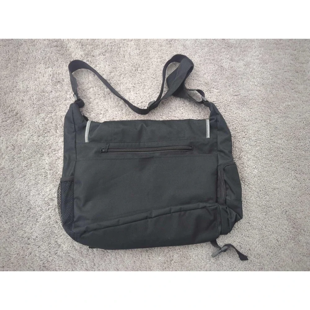 EA Sports Video Game Carrying Travel Case Leed's Black Canvas